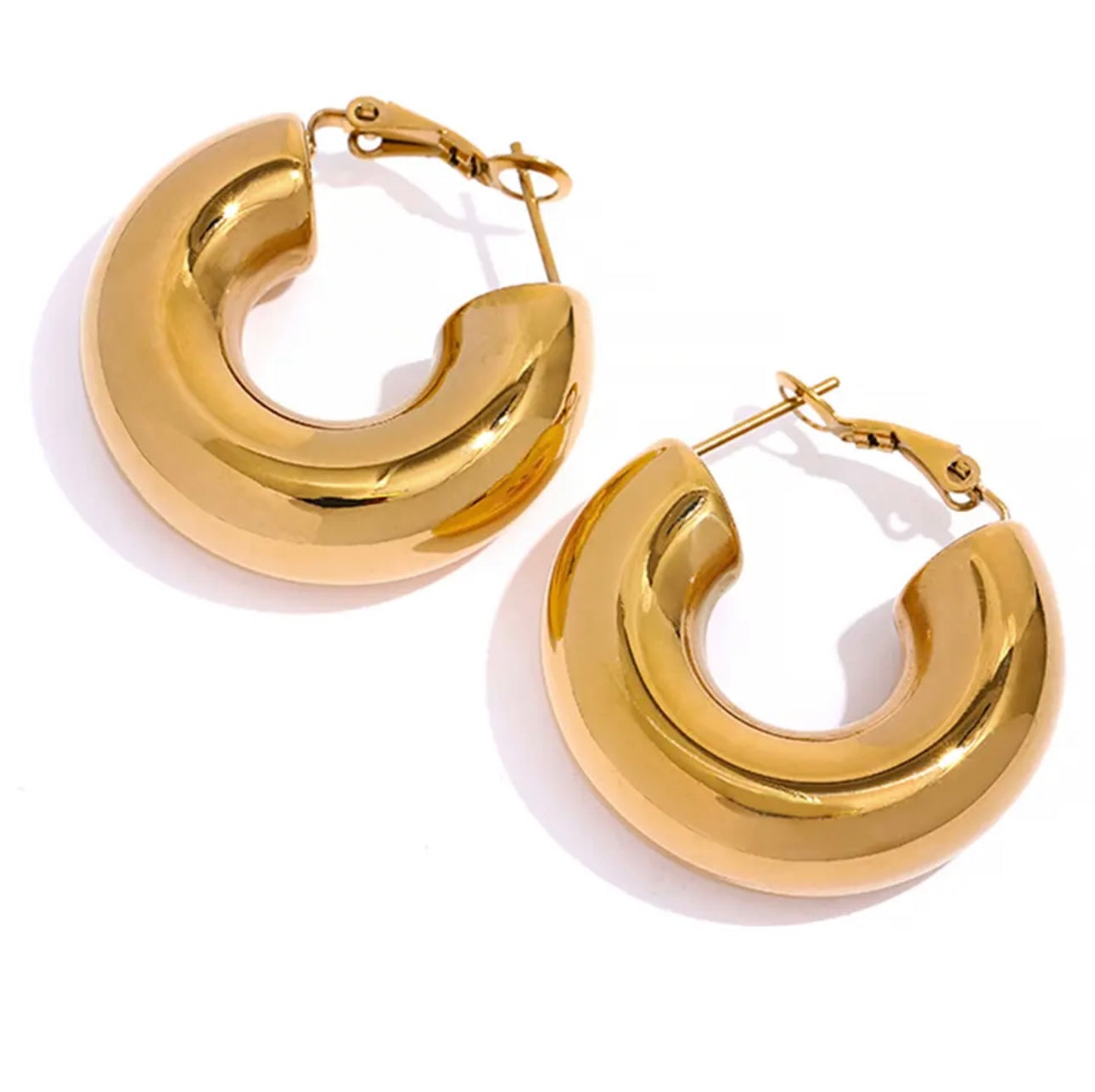 MINIMALIST SMOOTH HOOPS