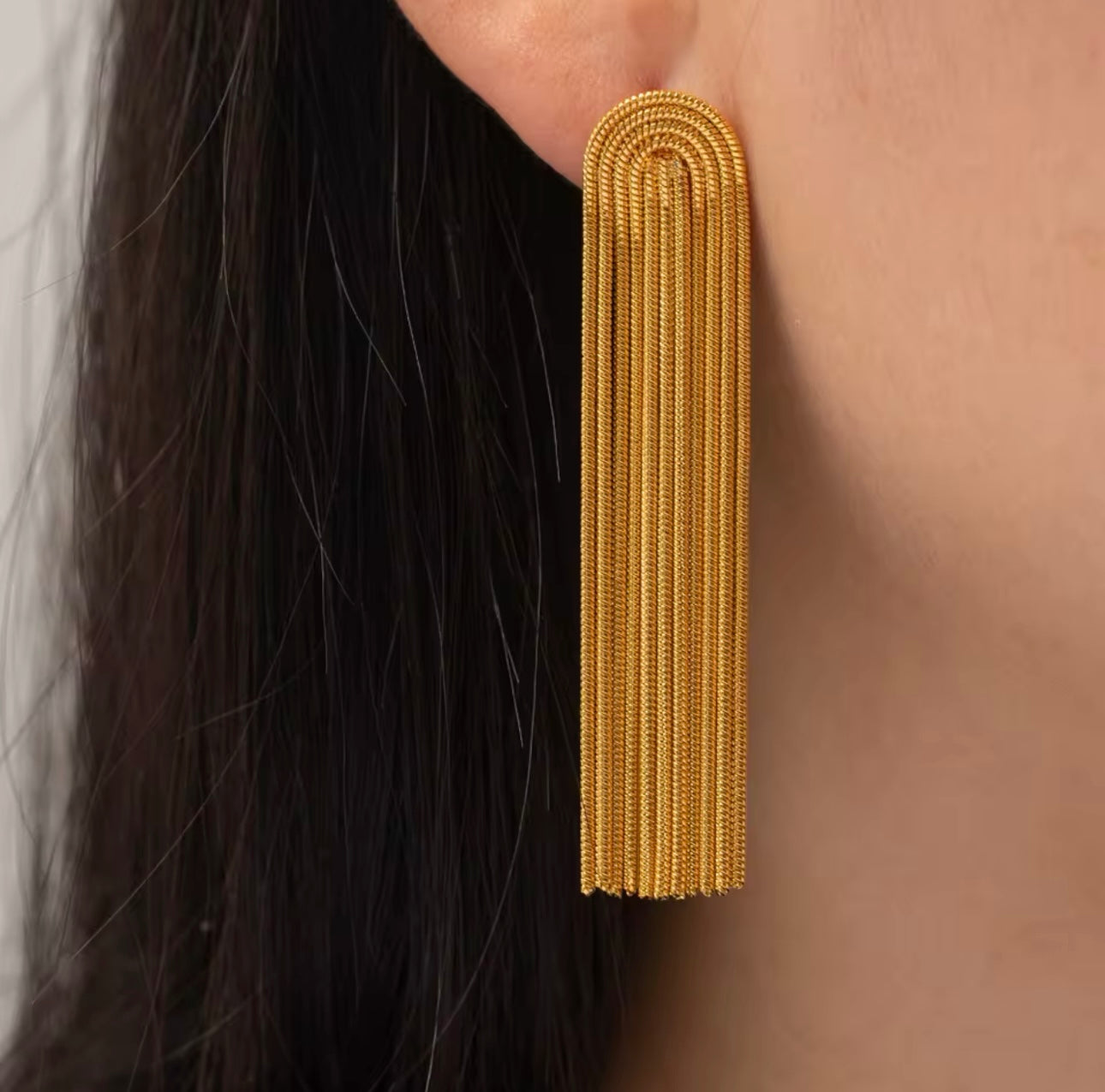 GOLDEN TASSEL EARRINGS