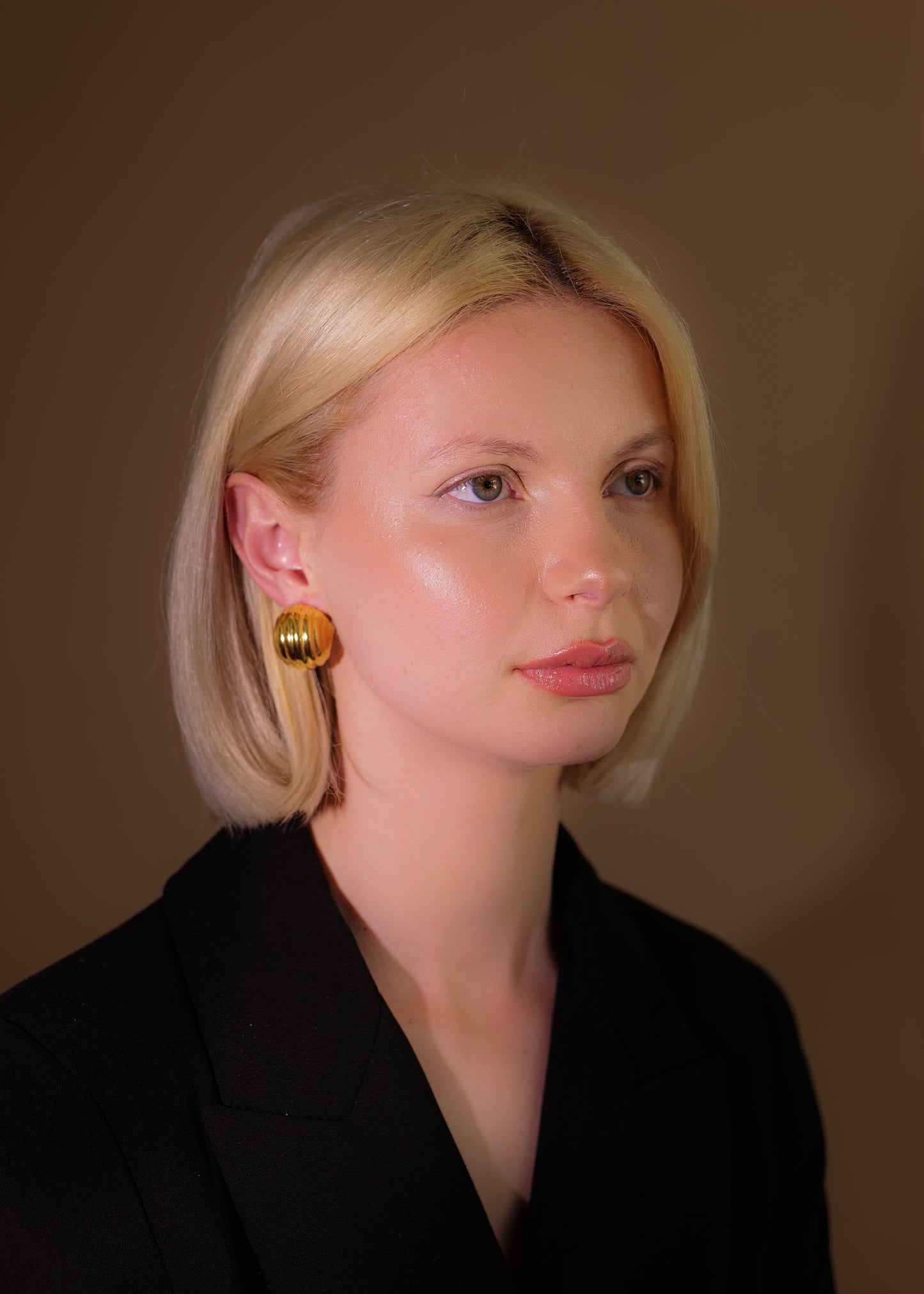 HARMONIC SHELL EARRINGS