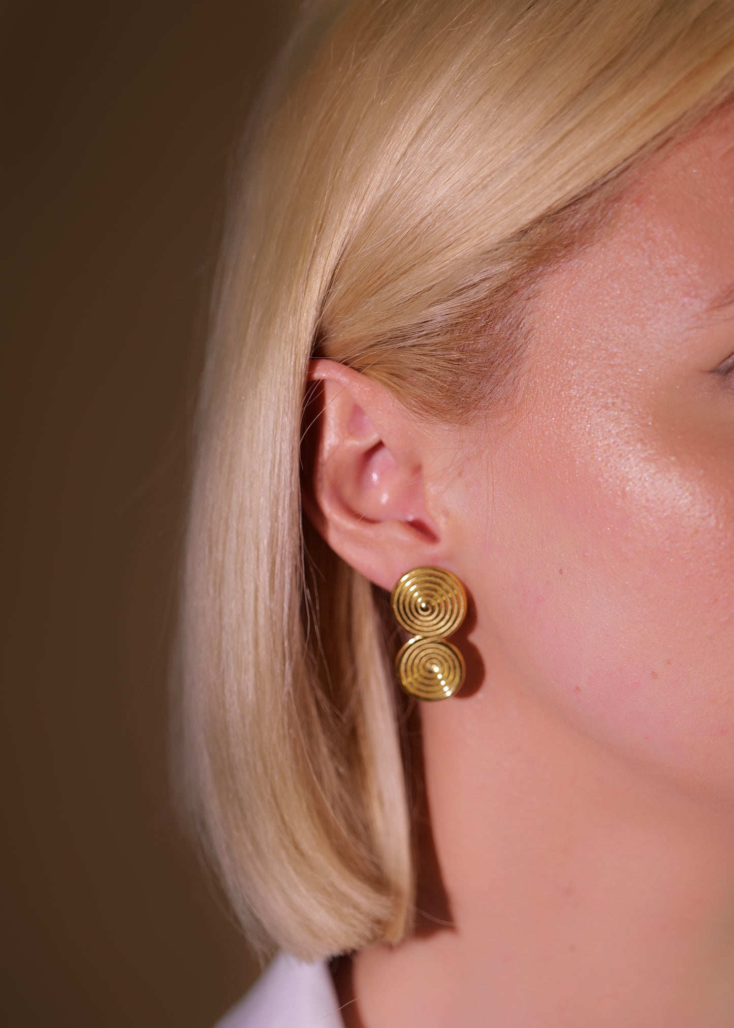 GOLDEN SNAIL EARRINGS